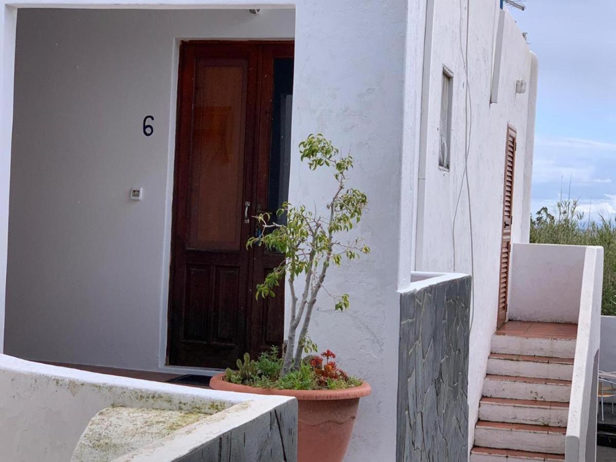Case La Pergola Stromboli Exterior photo
